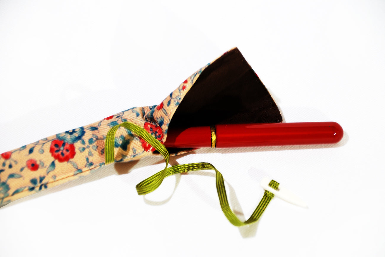 京都の染め屋が作る名入れが出来る筆ペン （花更紗B）