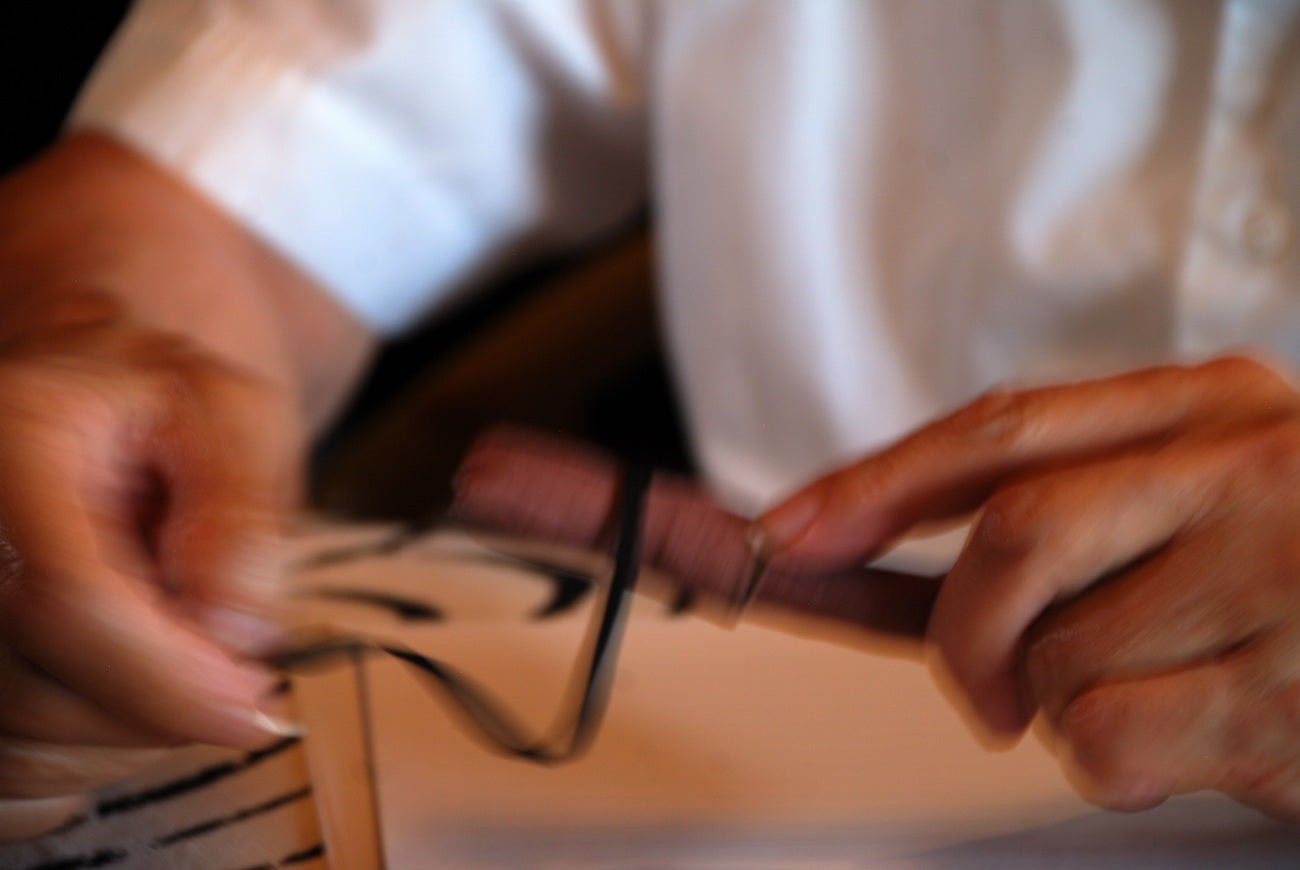 京都の染め屋が作る名入れが出来る筆ペン （ケース縞更紗　F柄）